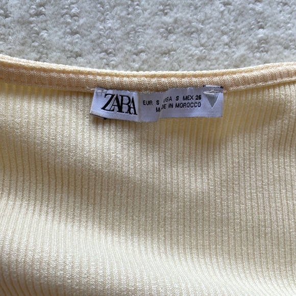 Zara Yellow Ribbed Top - Picture 2 of 3